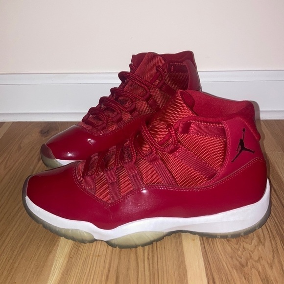 AIR JORDAN 11 RETRO 'WIN LIKE '96' - Picture 1 of 5